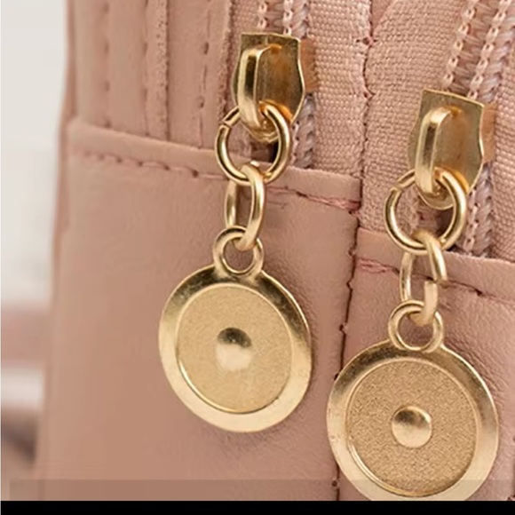 Pink Quilted Women's Bag - Picture 5 of 6